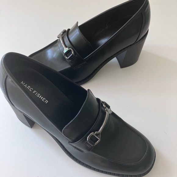MARC FISHER WOMENS BLACK DANCEL HEELS LOAFER HORSE BIT DETAIL SIZE 9.5 - Picture 1 of 7